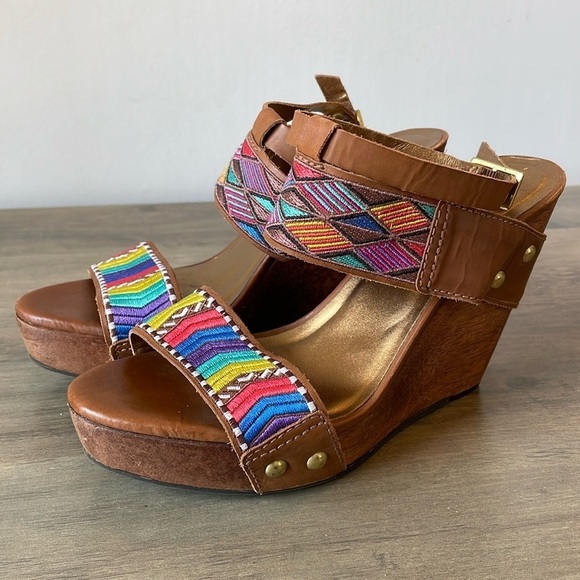 Cynthia Vincent Shoes - Cynthia Vincent, wedge ankle strap leather platform rainbow sandal, size 7.5